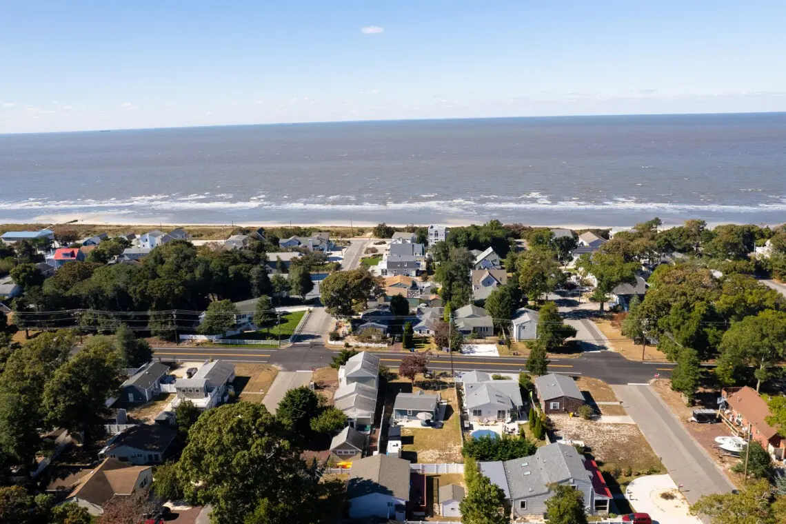 14354286f01c4e3a876e3427bdb7a4ab LargeOriginal