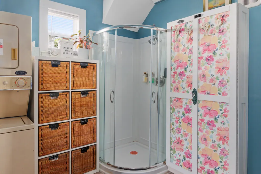 3804 Bay Dr Social Media Size17