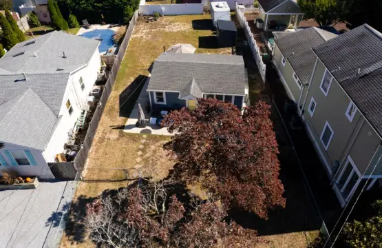 e51b7db854ed4e97a72e44f9c28395fb LargeOriginal